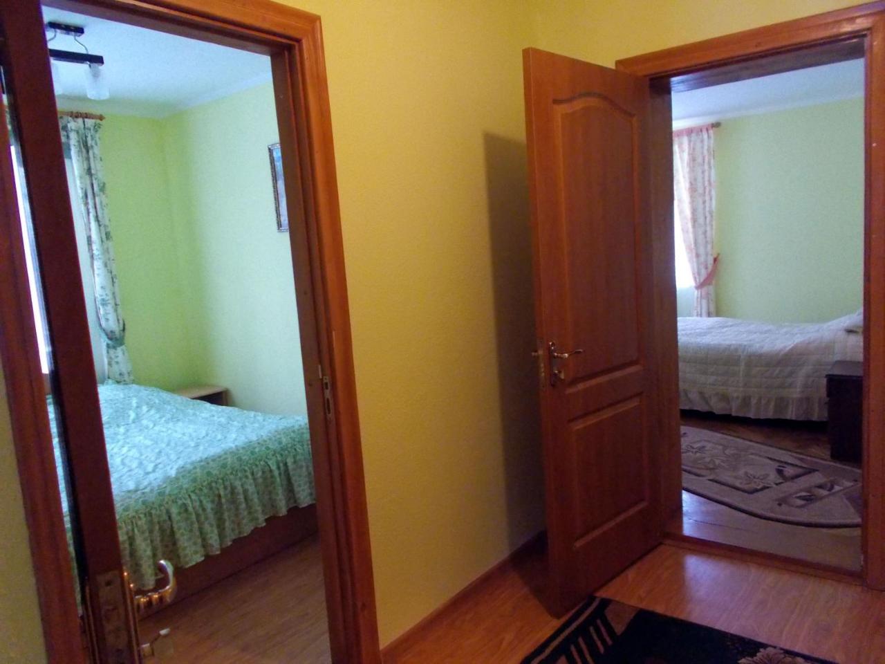 Rosinka Apartment Яремче Екстериор снимка